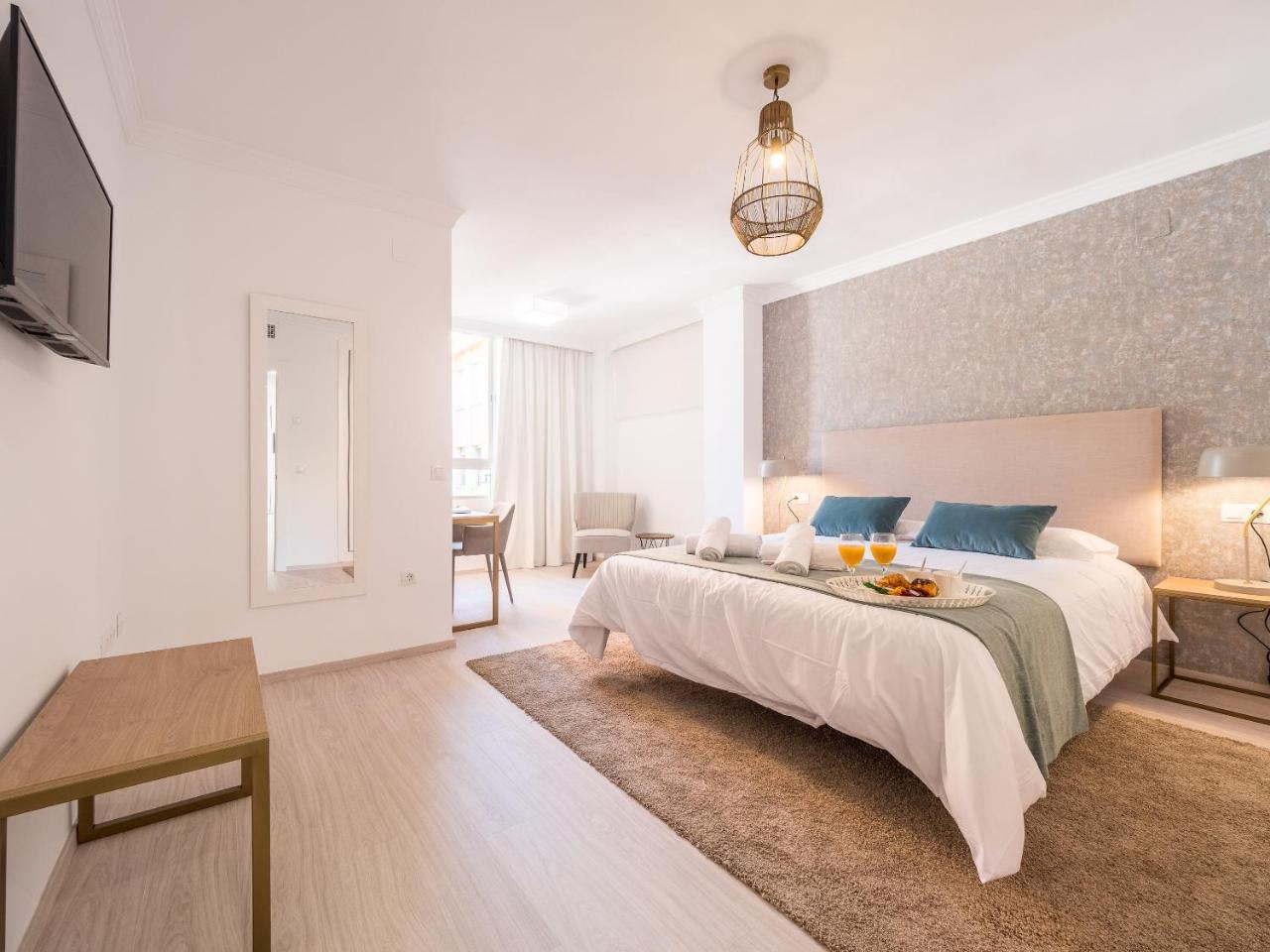 Malagueta Sea View - Premium Apartment Málaga Extérieur photo